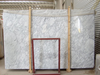 Bianco Carrara Venato marble slabs
